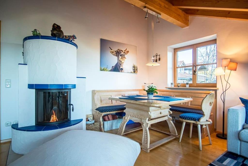 Luxury Living Near Weissensee +Balcony +Netflix ฟุสเซ่น ภายนอก รูปภาพ