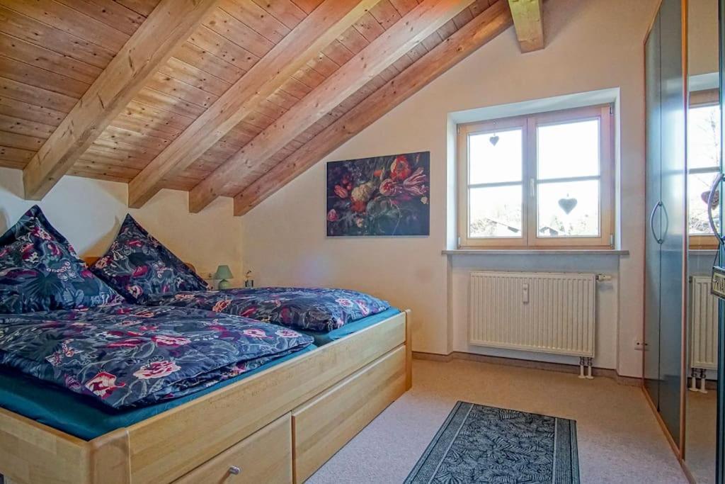 Luxury Living Near Weissensee +Balcony +Netflix ฟุสเซ่น ภายนอก รูปภาพ