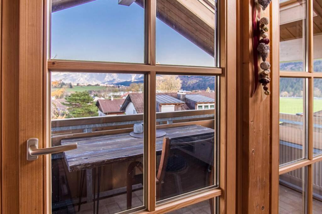 Luxury Living Near Weissensee +Balcony +Netflix ฟุสเซ่น ภายนอก รูปภาพ